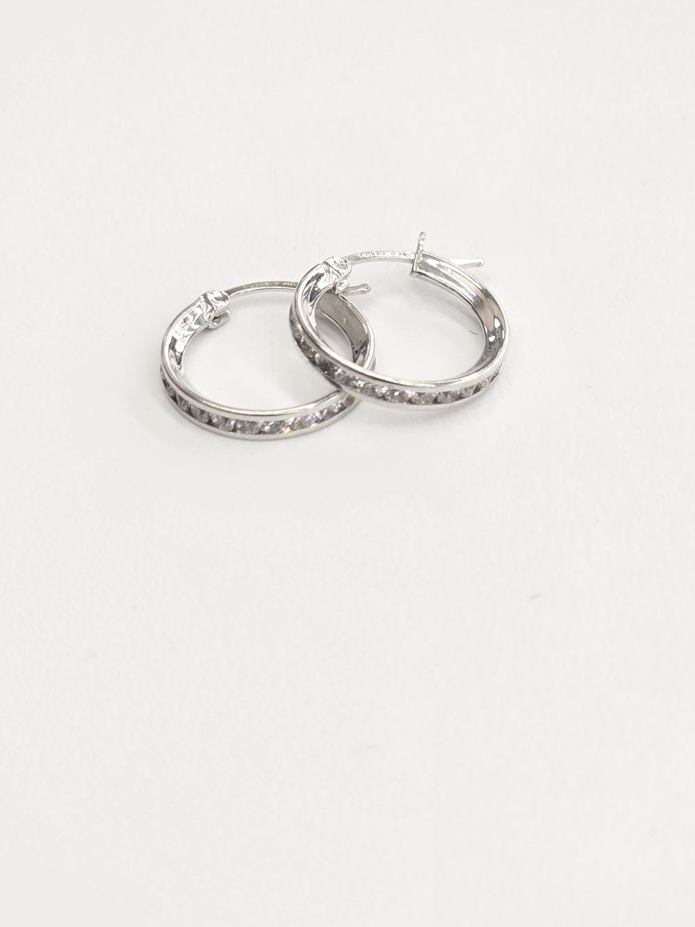 14k White Gold Hoop Earring